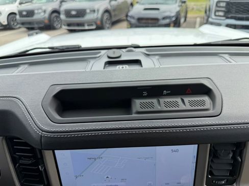 New 2026 Ford Bronco Outer Banks AWD/4WD image 26