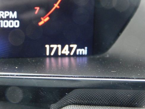 Used 2024 Chevrolet Colorado Z71 w/ Z71 Convenience Package 2 image 31