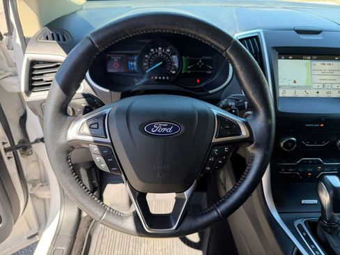 Used 2018 Ford Edge SEL w/ Equipment Group 201A AWD/4WD image 25