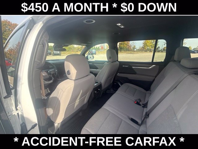 Used 2025 GMC Acadia Elevation w/ LPO, All-Weather Package AWD/4WD image 37