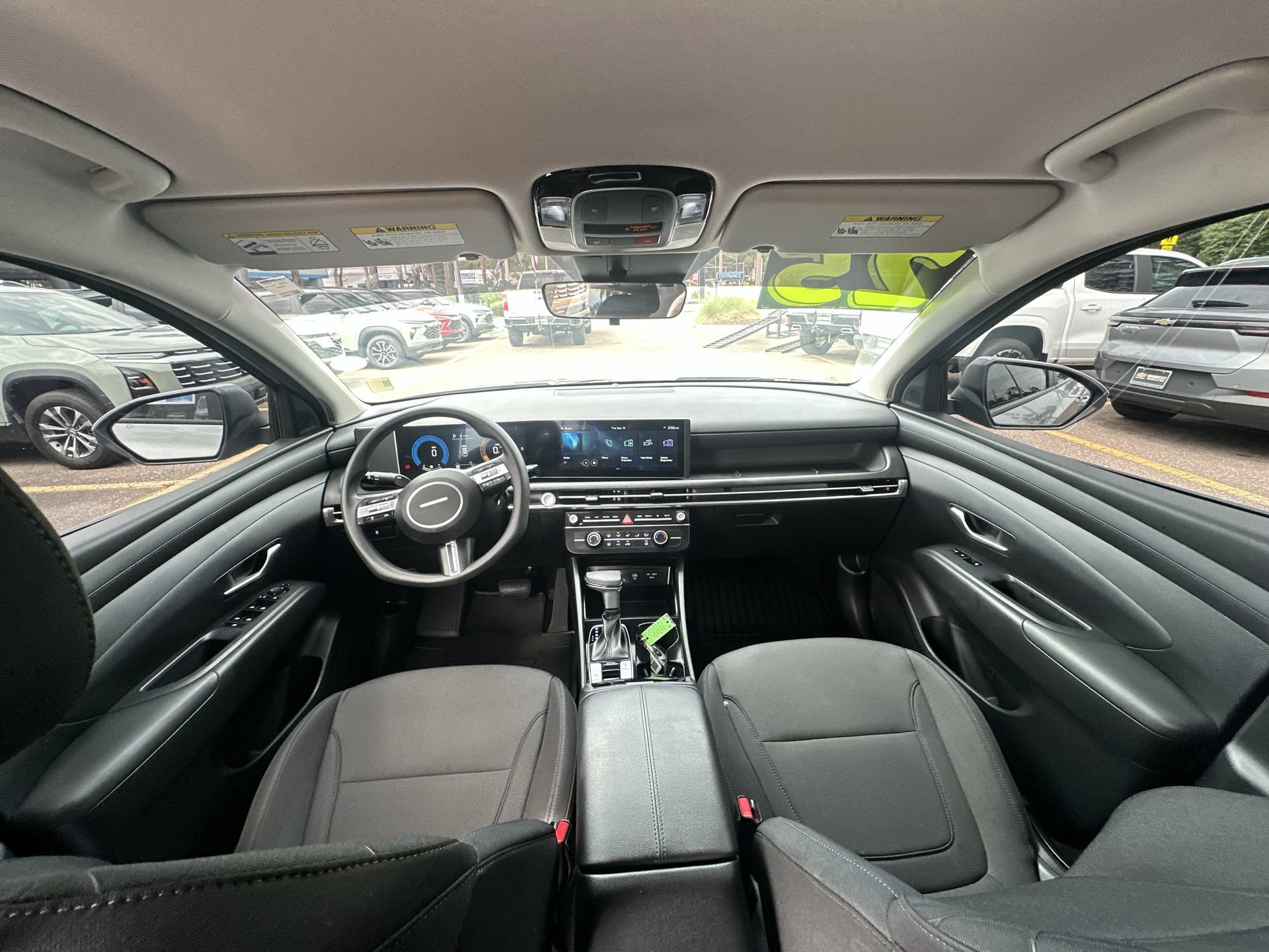 Used 2025 Hyundai Tucson SE FWD image 26