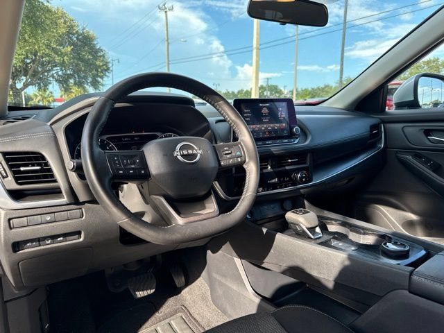 Used 2025 Nissan Rogue SV AWD/4WD image 22