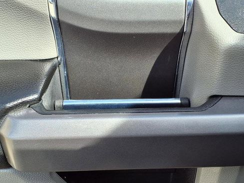 Used 2019 Ford F150 XLT w/ Equipment Group 302A Luxury image 15