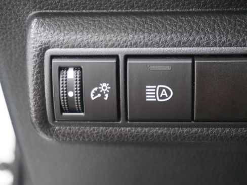 Used 2022 Toyota Corolla SE FWD image 20
