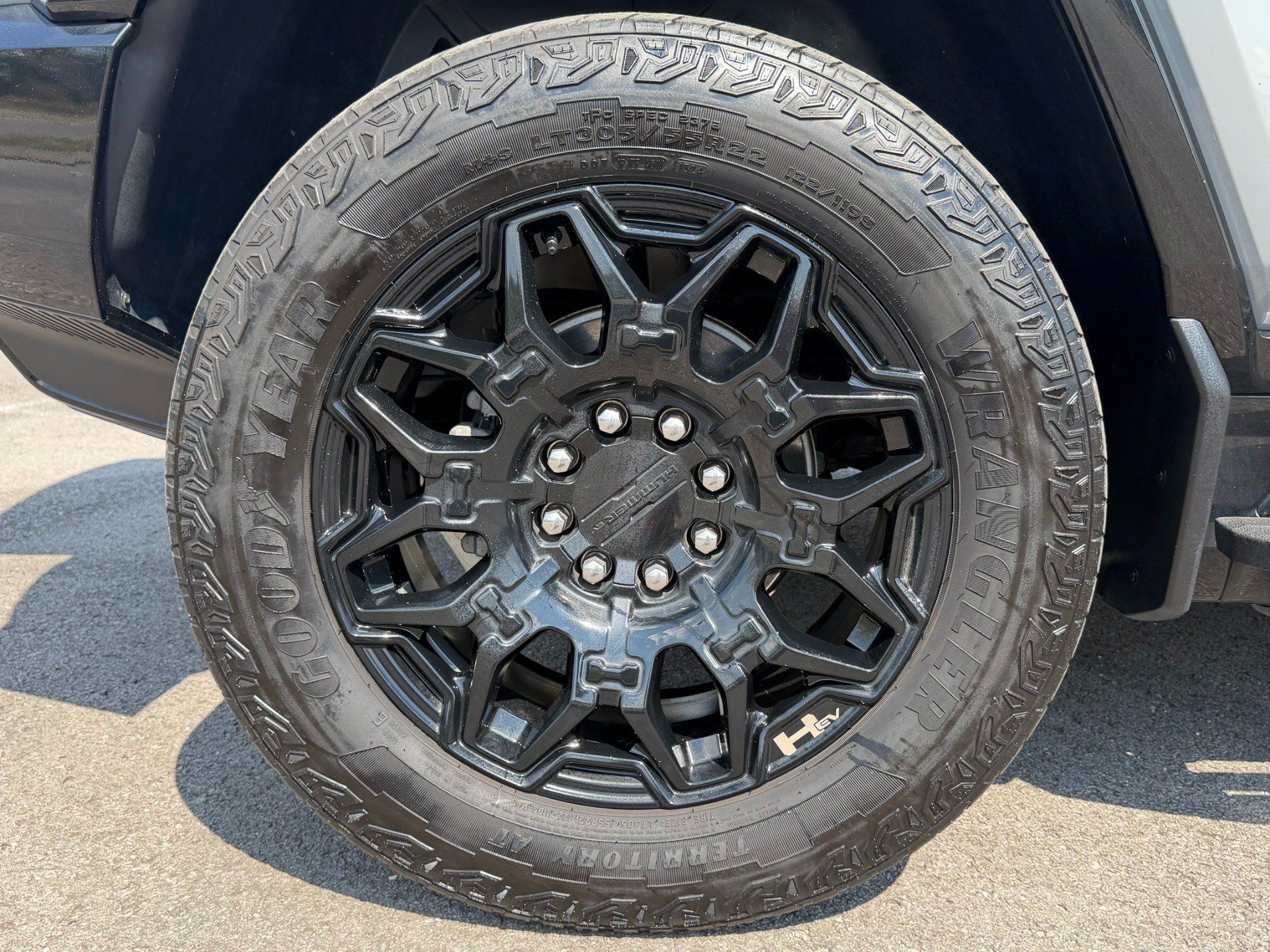 Used 2024 GMC Hummer EV 2X AWD/4WD image 19