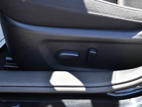 Used 2024 Nissan Altima 2.5 SV FWD image 16