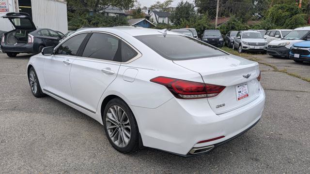Used 2015 Hyundai Genesis 3.8 RWD image 15