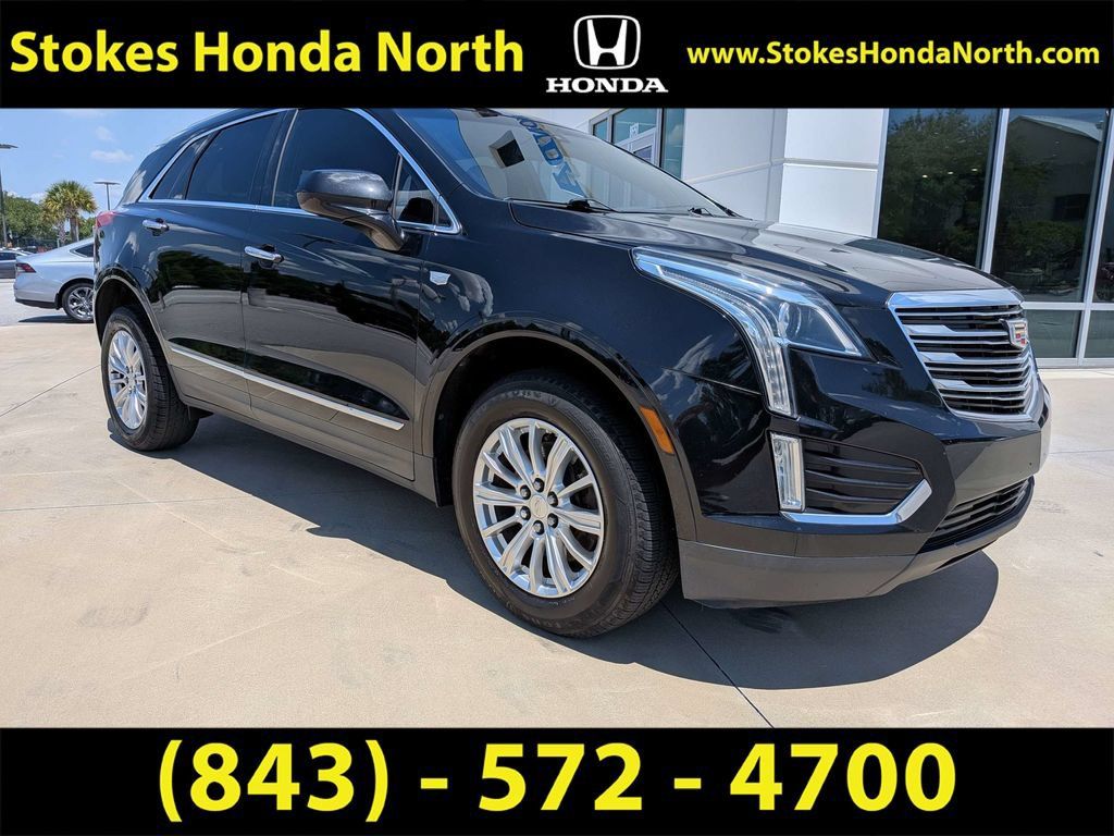 Used 2019 Cadillac XT5 FWD image 2