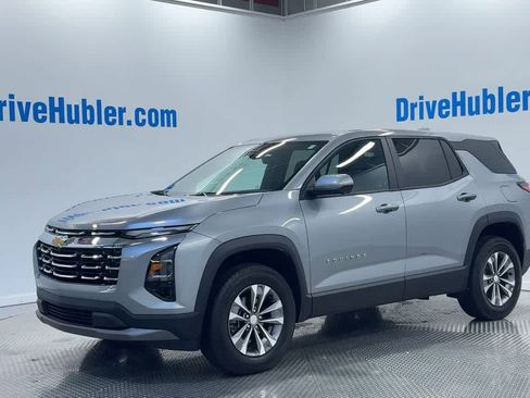 Used 2025 Chevrolet Equinox LT w/ Safety and Technology Package image 7