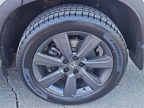 Certified 2023 Honda Pilot Sport image 8