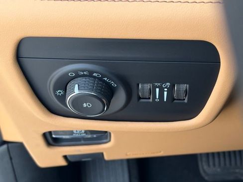 New 2026 Jeep Grand Cherokee Summit AWD/4WD image 26