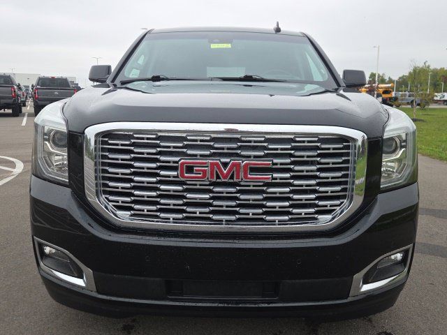 Used 2018 GMC Yukon XL Denali w/ Open Road Package AWD/4WD image 3
