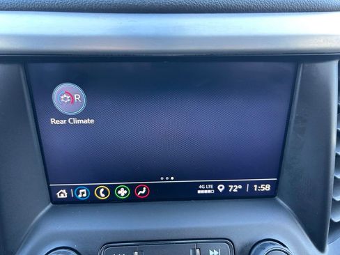 Certified 2023 GMC Acadia SLE w/ Driver Convenience Package image 27