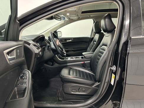 Used 2022 Ford Edge SEL w/ Convenience Package AWD/4WD image 4