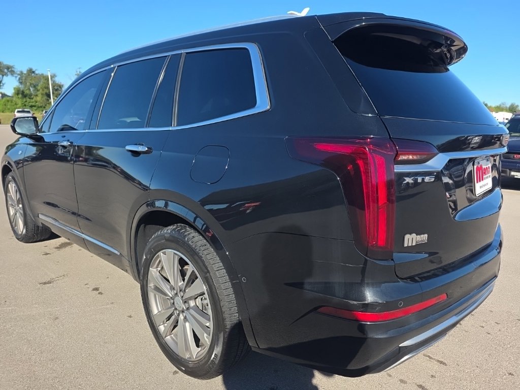 Used 2021 Cadillac XT6 Premium Luxury FWD image 7