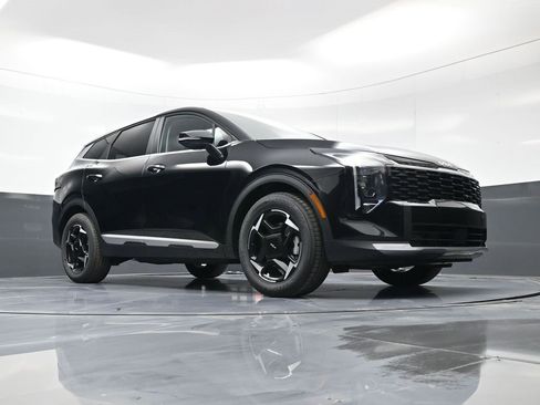 Certified 2026 Kia Sportage EX image 40