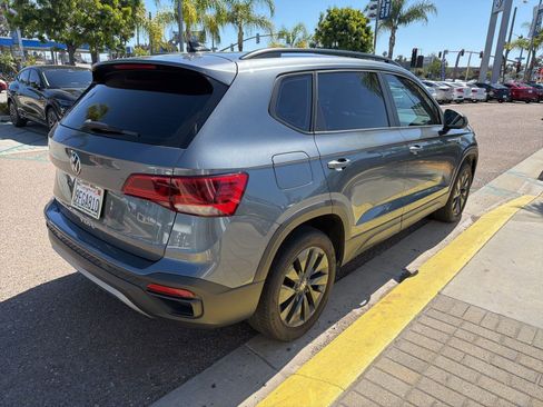 Used 2023 Volkswagen Taos S image 4