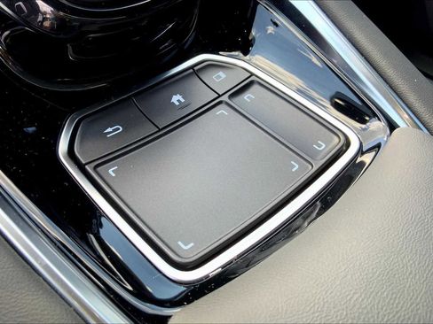 New 2025 Acura RDX SH-AWD image 18