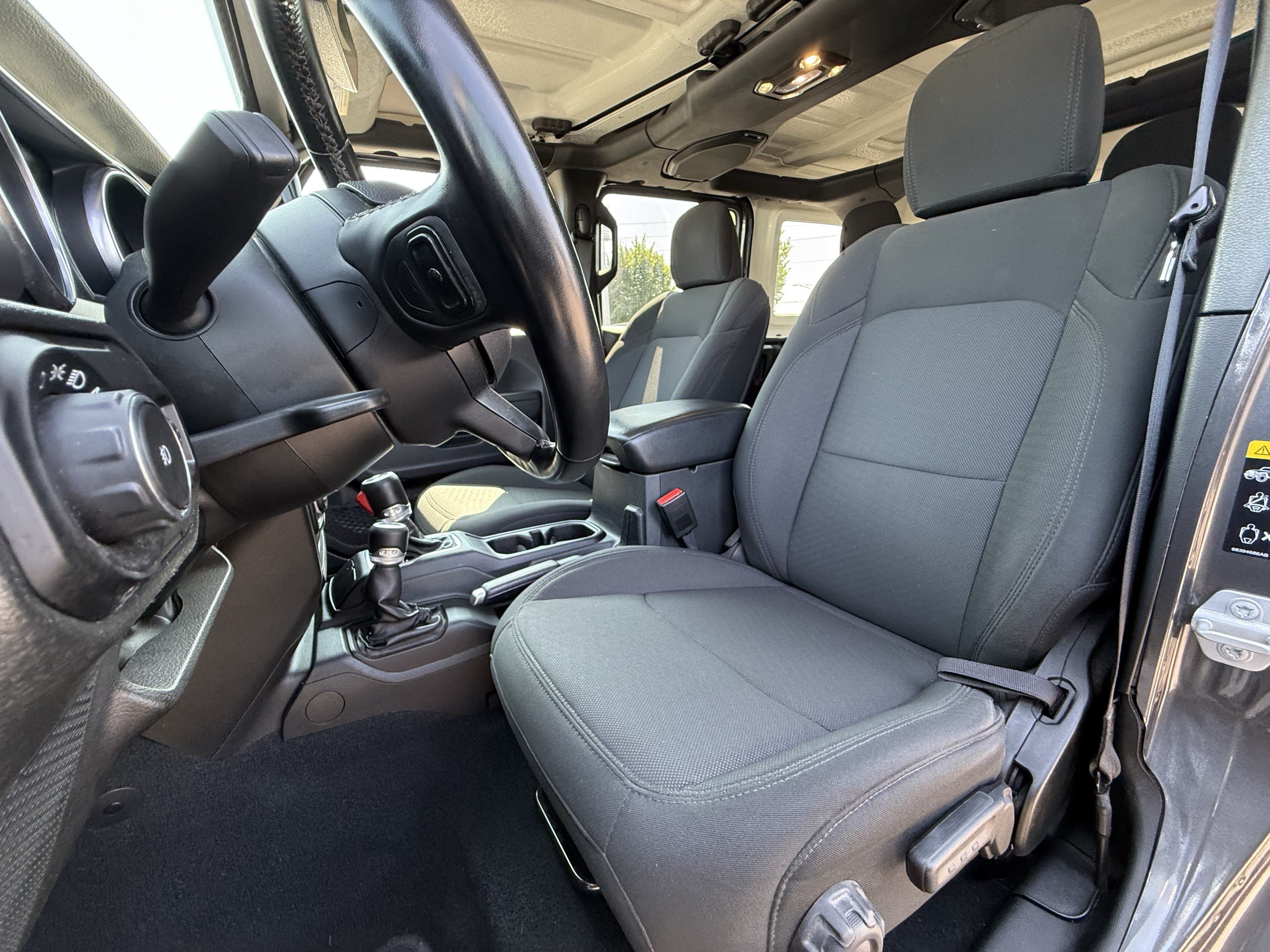 Used 2022 Jeep Wrangler Unlimited Sport AWD/4WD image 16