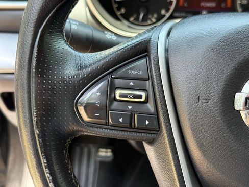 Used 2017 Nissan Maxima 3.5 SL FWD image 35