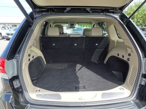 Used 2019 Jeep Grand Cherokee Limited image 26