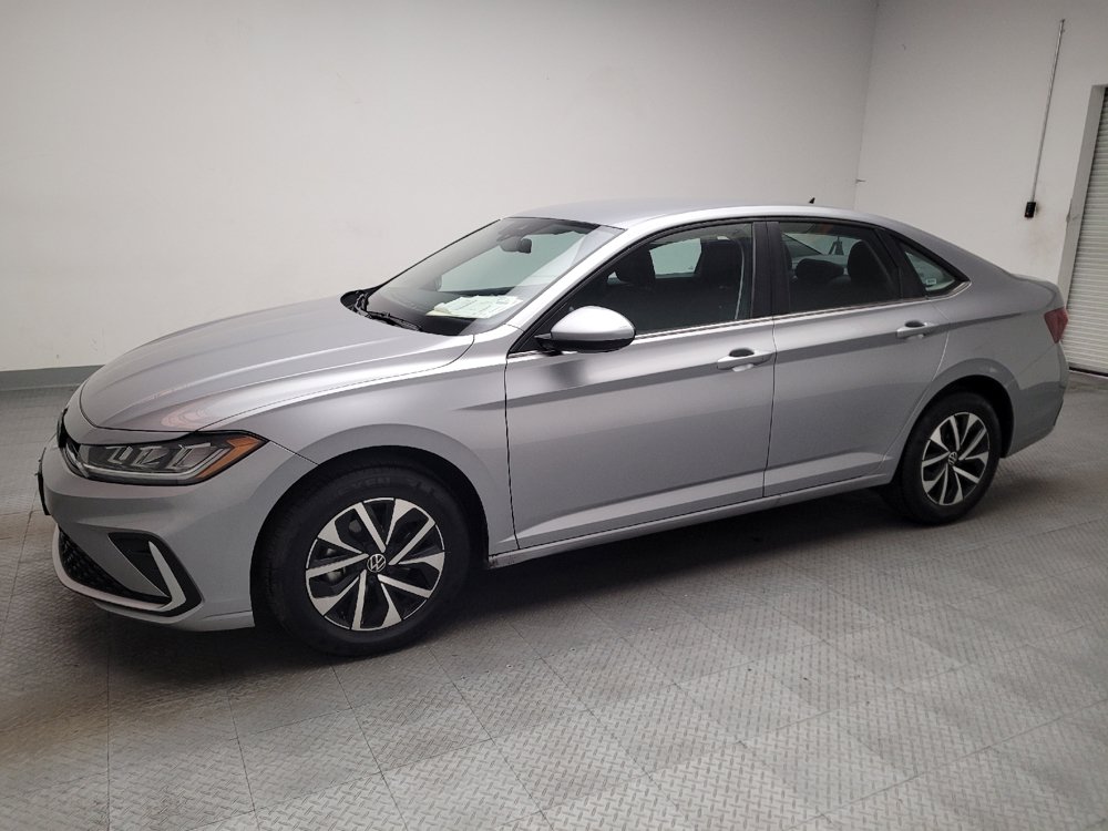 Used 2025 Volkswagen Jetta S FWD image 2