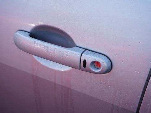 Used 2008 Nissan Versa Sedan w/ Convenience Pkg image 27