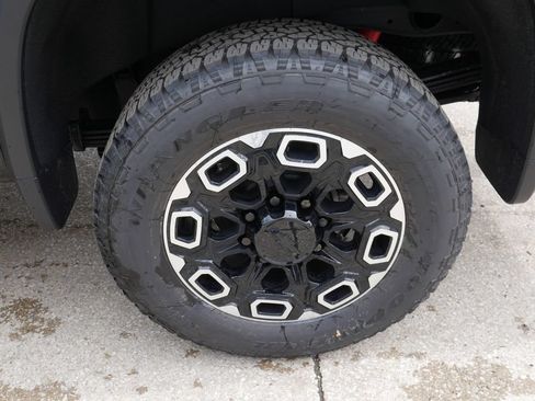 New 2026 Chevrolet Silverado 2500 LTZ w/ LTZ Premium Package AWD/4WD image 33