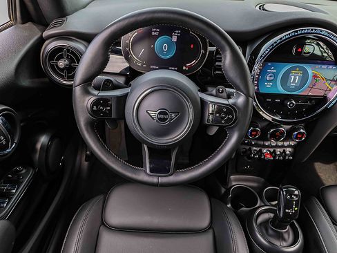Used 2024 MINI Cooper S FWD image 19
