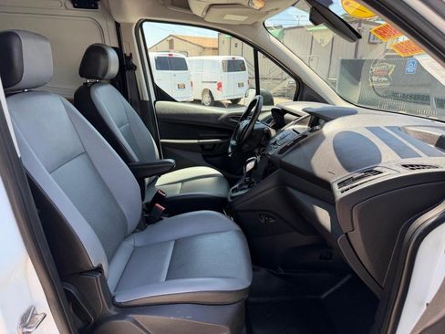 Used 2017 Ford Transit Connect XL FWD image 28