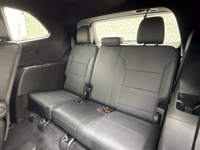 Used 2025 Buick Enclave Preferred FWD image 10