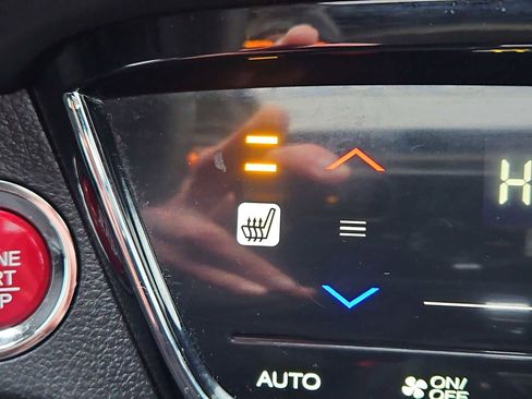 Used 2017 Honda HR-V EX image 19