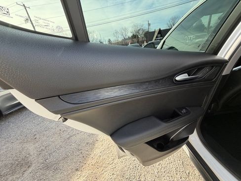 Used 2020 Alfa Romeo Stelvio AWD w/ Cold Weather Package image 37
