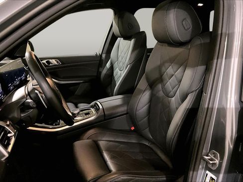 Certified 2026 BMW X5 xDrive40i AWD/4WD image 8