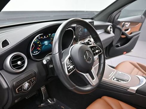 Used 2022 Mercedes-Benz GLC 300 4MATIC Coupe image 17