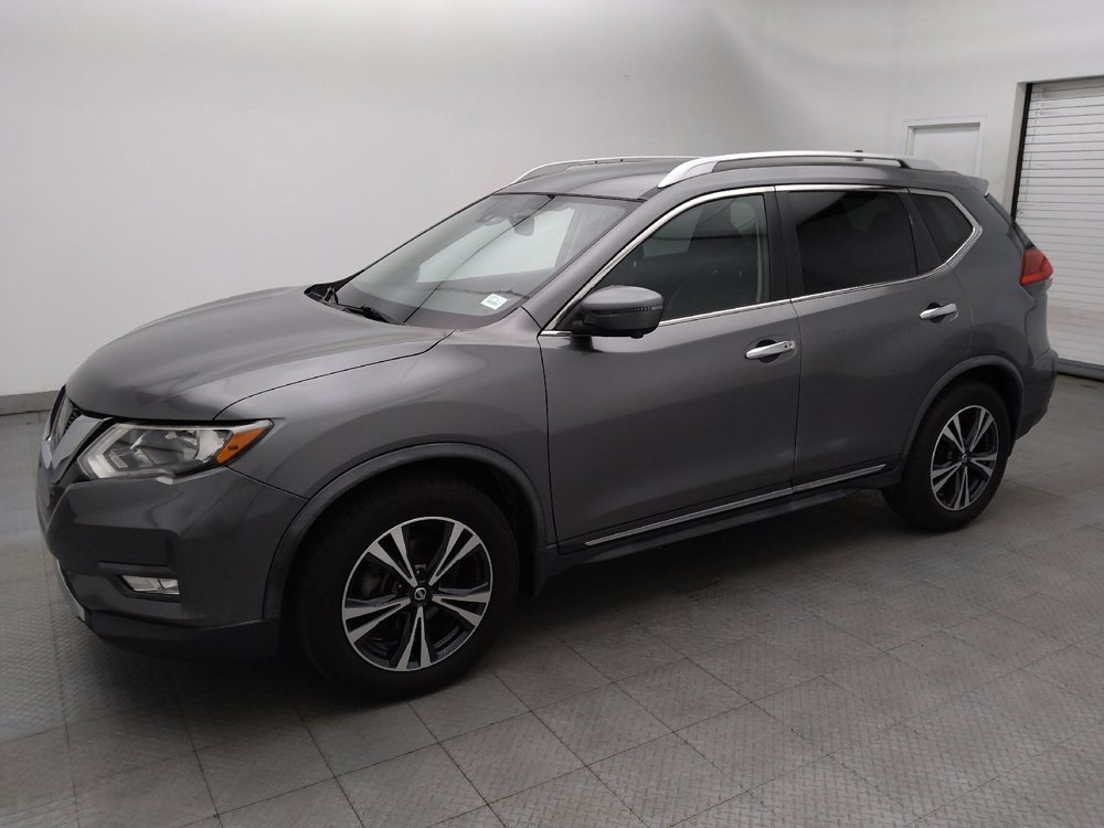 Used 2017 Nissan Rogue SL FWD image 2