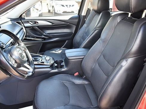 Used 2023 MAZDA CX-9 Touring image 17