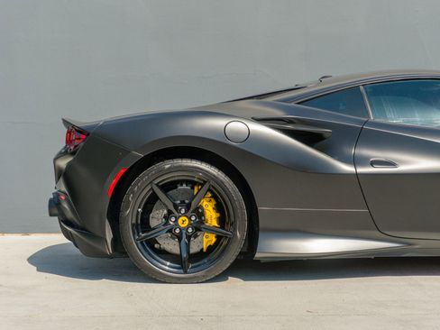 Used 2021 Ferrari F8 Tributo image 34