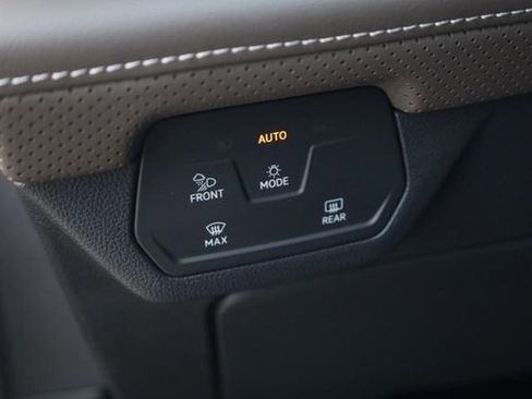 New 2026 Volkswagen Atlas SEL image 13