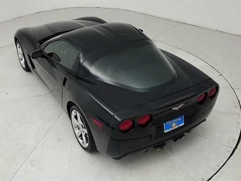 Used 2010 Chevrolet Corvette Coupe w/ 1LT image 31