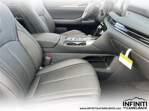 New 2025 INFINITI QX60 Luxe w/ Black Edition image 11