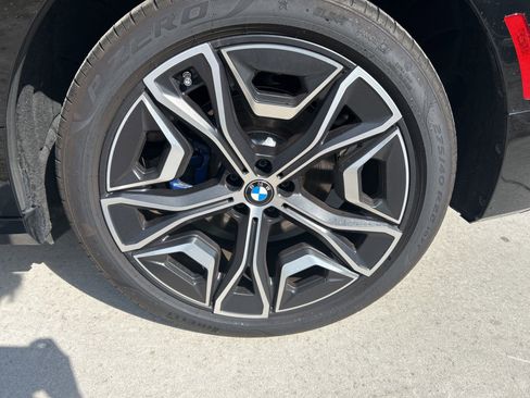 Used 2024 BMW iX xDrive50 w/ Sport Package image 5