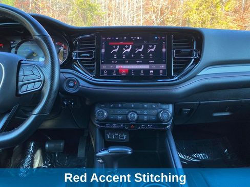 Used 2024 Dodge Durango GT image 35