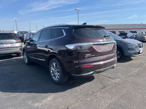 Used 2023 Buick Enclave Avenir w/ Avenir Technology Package AWD/4WD image 5