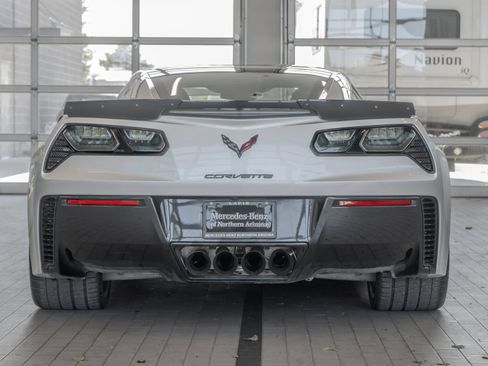 Used 2017 Chevrolet Corvette Z06 w/ Battery Protection Package RWD image 13
