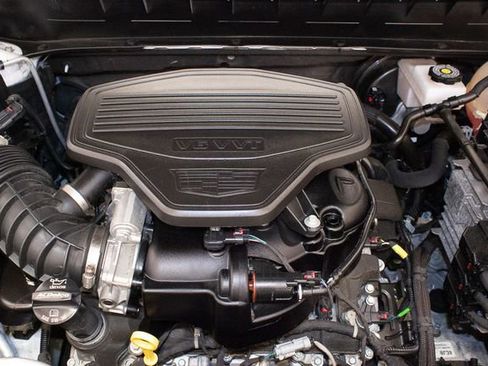 Certified 2024 Cadillac XT6 Premium Luxury w/ LPO, Floor Liner Package image 3