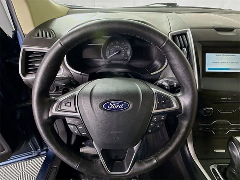 Used 2018 Ford Edge SEL w/ Equipment Group 201A image 19