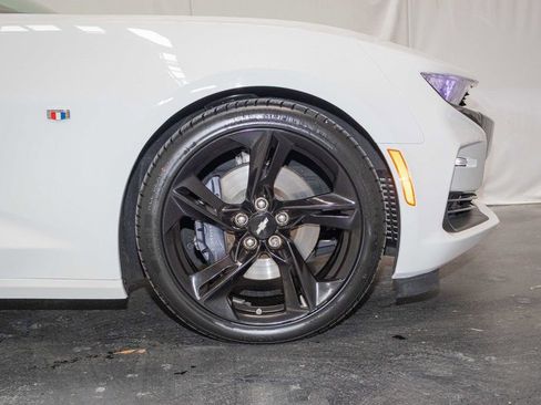 Used 2019 Chevrolet Camaro SS image 6