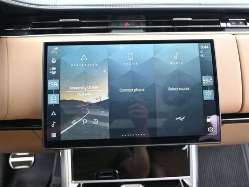 Used 2025 Land Rover Range Rover Long Wheelbase Autobiography AWD/4WD image 28