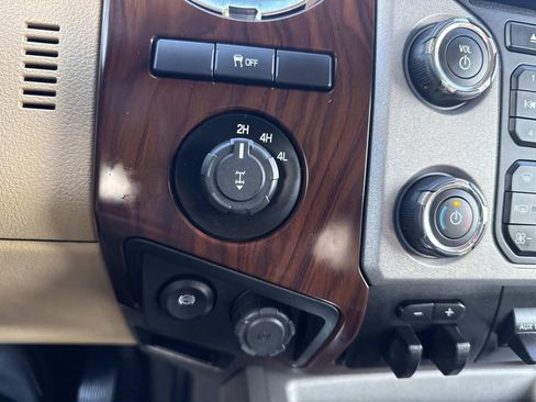 Used 2015 Ford F350 Lariat w/ Snow Plow Prep Package image 26